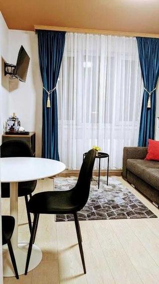 Apartament cu 2 camere în 22 Decembrie 1989