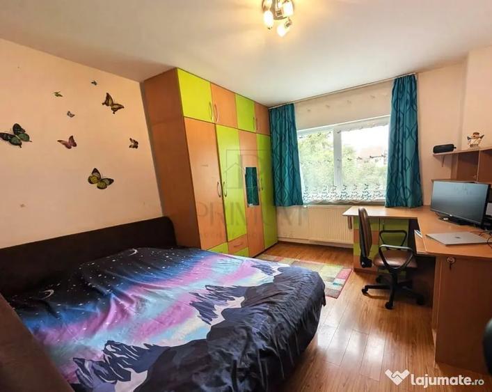 Apartament cu 4 camere decomandat în Steaua