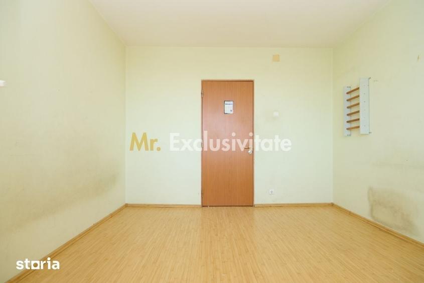 Apartament cu 4 camere decomandat în Craiovei