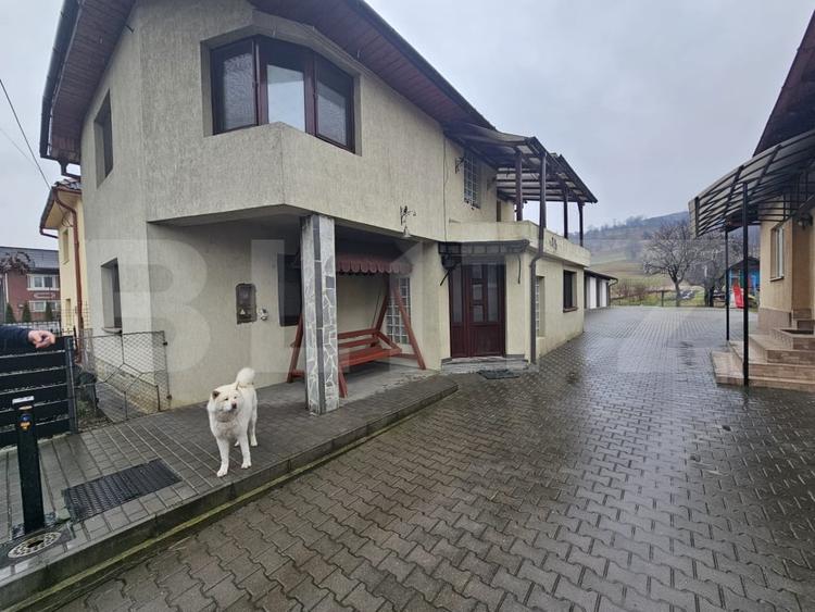 Casă individuală cu 5 camere cu Canalizare în Năsăud