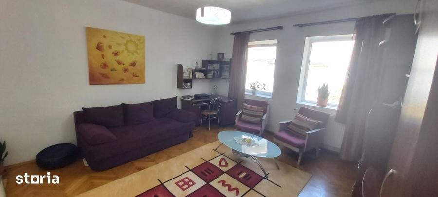 Vanzare apartament 2 camere, curte, gradina, Centru - 17