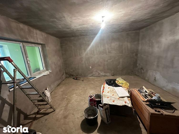 Casă cu 4 camere cu Teren 1900 Mp în Șura Mare