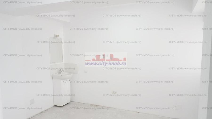 Casă individuală cu 15 camere decomandat cu Canalizare în Colentina