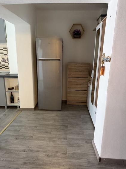 Garsonieră decomandată în Central