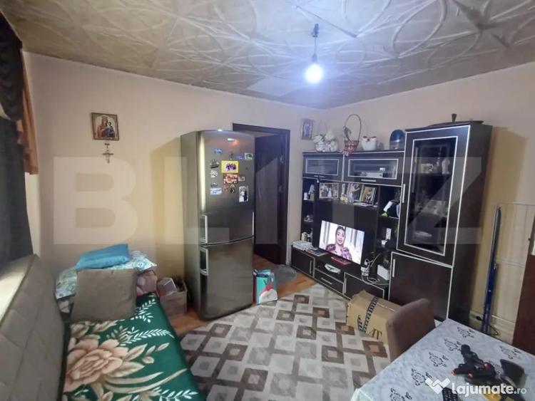Apartament cu 2 camere semidecomandat în 9 Mai