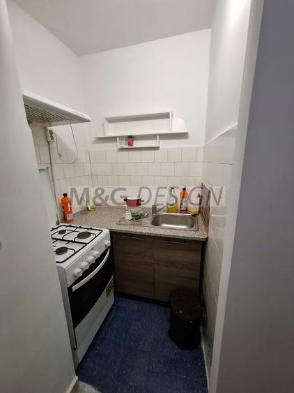 Garsonieră decomandată, mobilată în Bălcescu