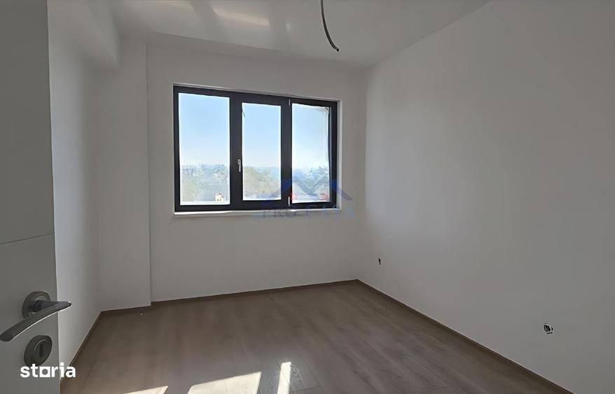 Apartament cu 3 camere în Cetate