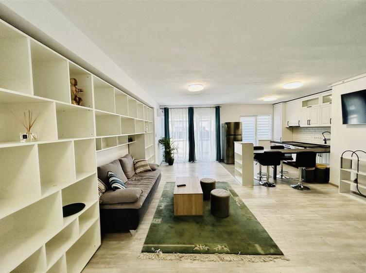 Apartament cu 4 camere în Piața Cluj