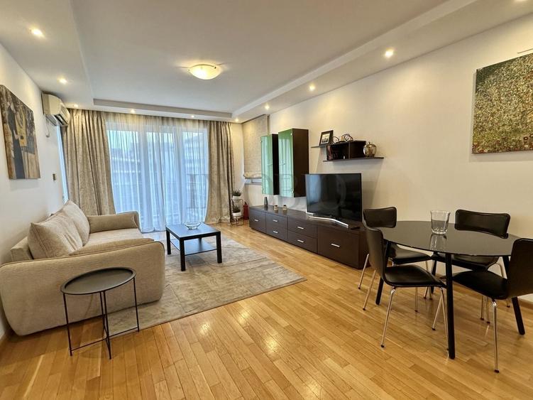 Apartament cu 3 camere, mobilat în Herăstrău