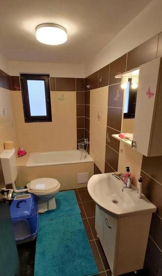 Penthouse cu 4 camere decomandat, mobilat în Chiajna