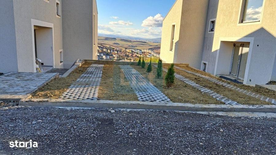 Casă cu 4 camere cu Teren 250 Mp în Apahida