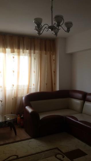 Apartament cu 3 camere decomandat în Alexandru cel Bun