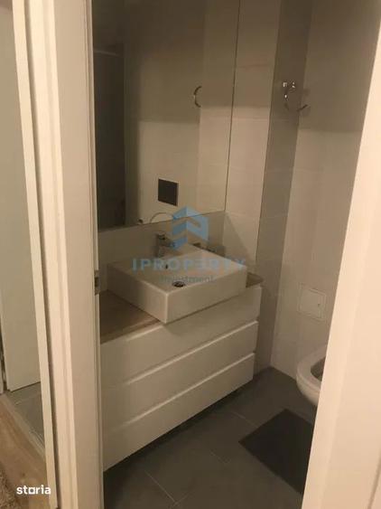 Apartament cu 2 camere, mobilat în Tei