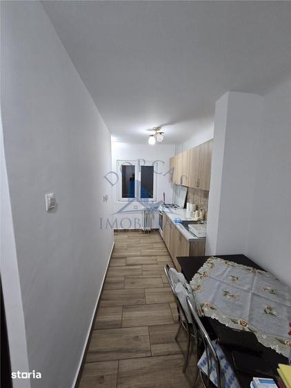Garsonieră decomandată în Brazda lui Novac