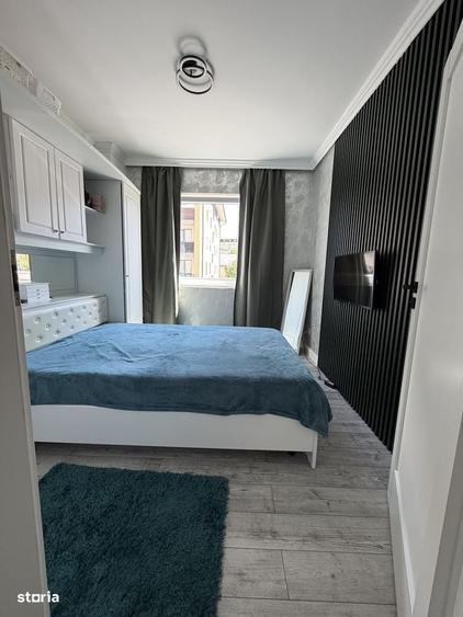 Apartament cu 4 camere decomandat în Lotus