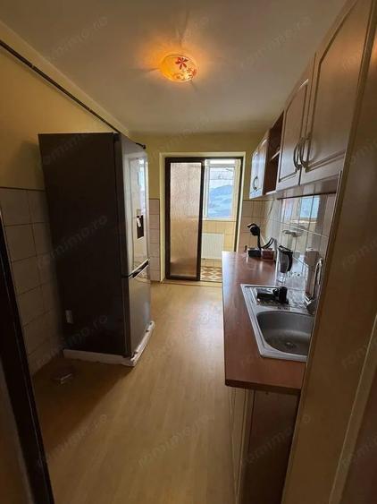 Apartament cu 2 camere decomandat în Micro 20