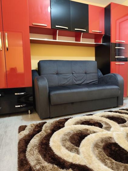 Apartament cu 2 camere semidecomandat în Exterior Vest