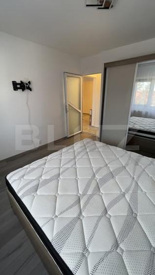 Apartament cu 3 camere decomandat, mobilat în Central