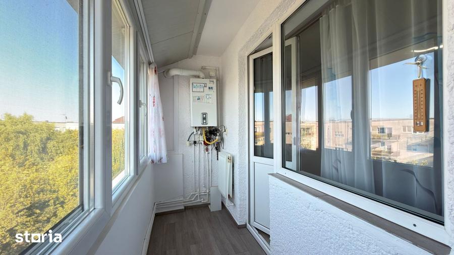 Apartament cu 3 camere semidecomandat în Central