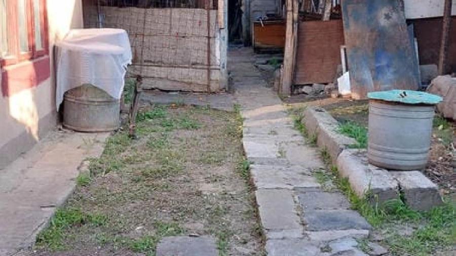 Casă individuală cu 3 camere cu Teren 390 Mp în Central
