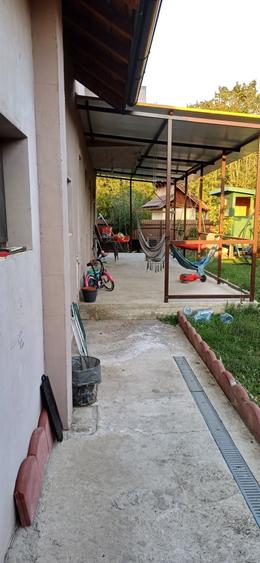 Casă cu 4 camere în Lunca