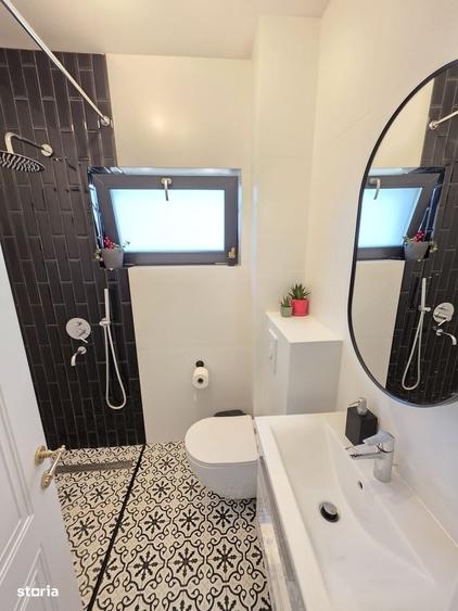 Casă cu 4 camere cu Teren 455 Mp în Central