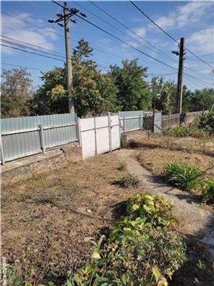 Casă cu 4 camere cu Teren 2200 Mp în Babadag