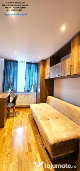 Apartament cu 3 camere decomandat în Central