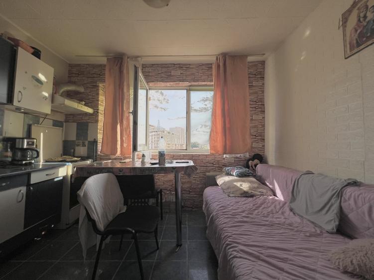 Apartament cu 2 camere decomandat, mobilat în Olimpia-Stadion