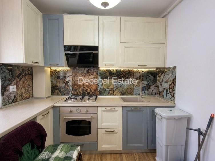 Apartament cu 2 camere semidecomandat, mobilat în Berceni