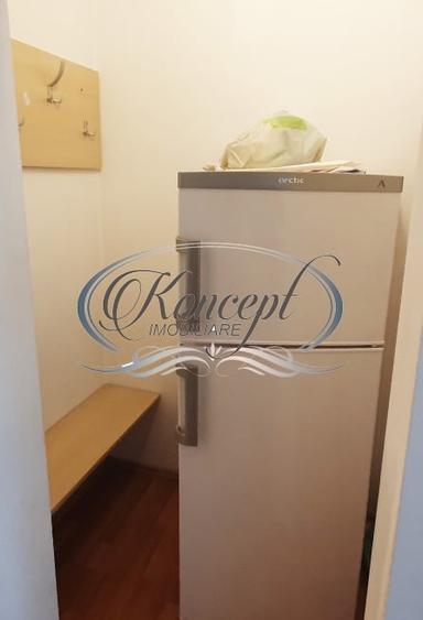 Apartament cu 2 camere semidecomandat, mobilat în Semicentral