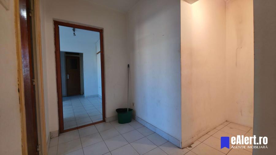 Apartament 4 camere, etaj 9/9 cu etaj tehnic, Str. Mărgeanului, Sector 5 - 23