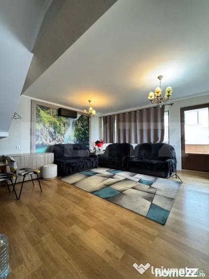 Casă cu 5 camere cu Teren 350 Mp în Florești