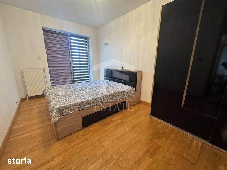 Apartament cu 3 camere în Văcăresti
