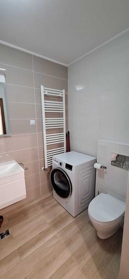Apartament cu 2 camere decomandat în Florești