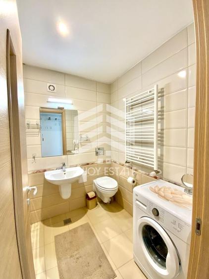 Apartament cu 2 camere decomandat, mobilat în Tractorul
