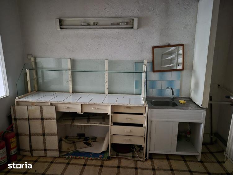 Spațiu comercial, de 73 mp, în Decebal