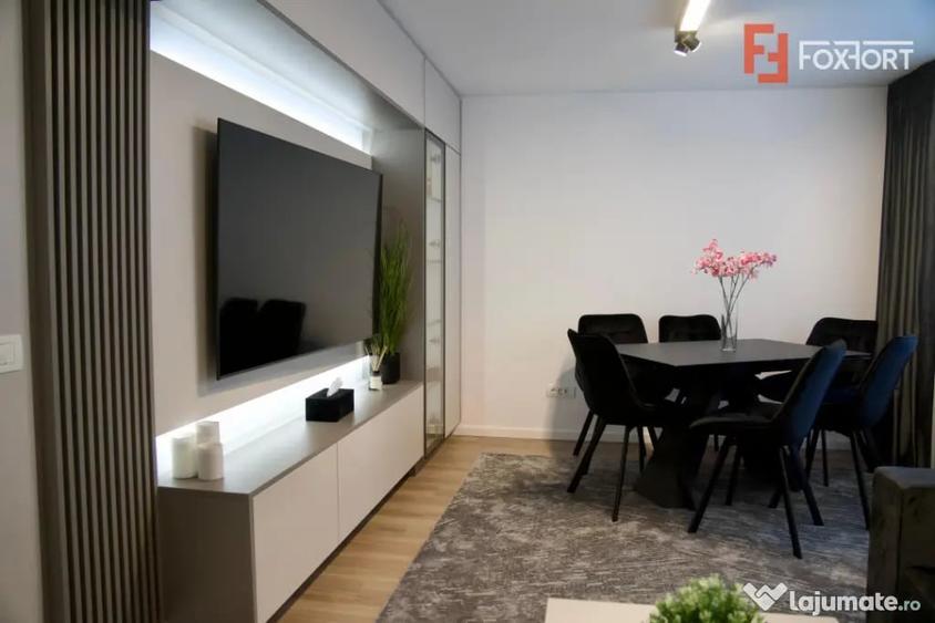 Apartament cu 4 camere decomandat în Central
