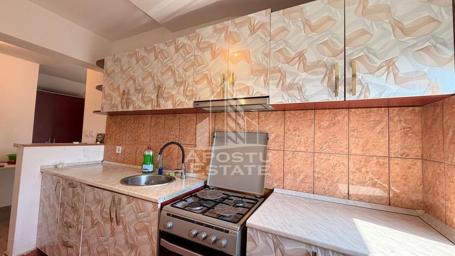 Apartament cu 2 camere decomandat, mobilat în Girocului