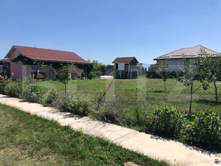 Casă individuală cu 1 camere cu Teren 1000 Mp în Nord