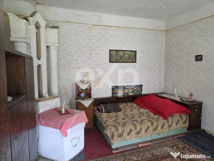 Casă cu 6 camere cu Teren 15524 Mp în Voineasa