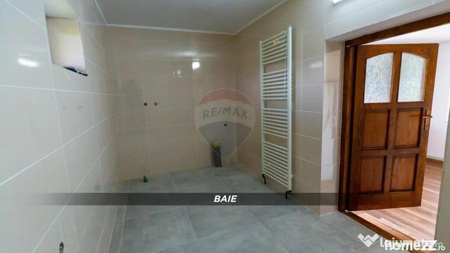 Casă cu 2 camere cu Teren 900 Mp în Mireșu Mare