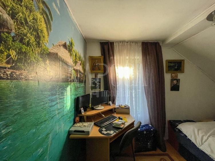 Casă individuală cu 7 camere cu Canalizare în Florești