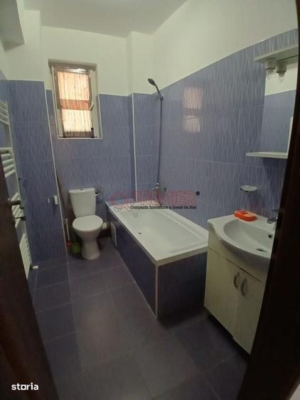 Apartament cu 2 camere în Apărătorii Patriei