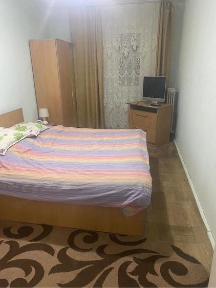 Apartament cu 3 camere decomandat în Războieni