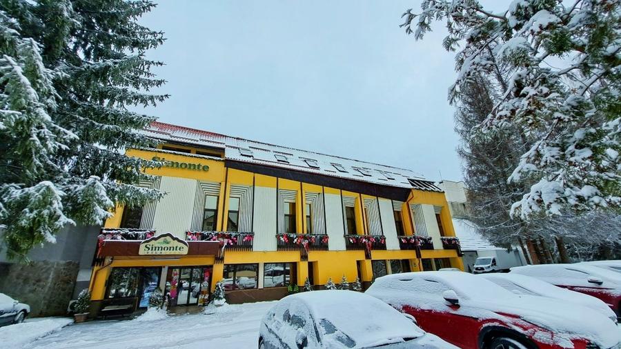 Hotel/Pensiune, de 30 mp, în Exterior Est