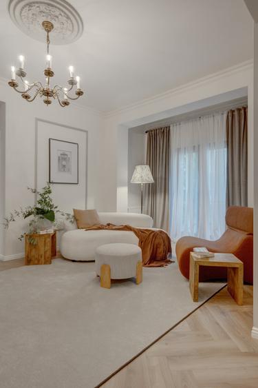 Apartament cu 4 camere semidecomandat, mobilat în Cotroceni