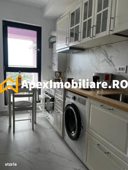 Apartament cu 2 camere decomandat în Parcul Carol