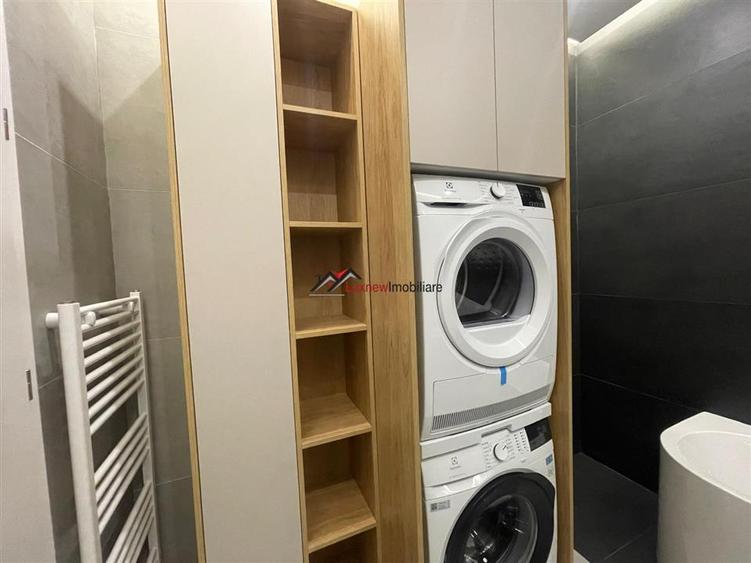 Apartament cu 3 camere decomandat, mobilat în Florești