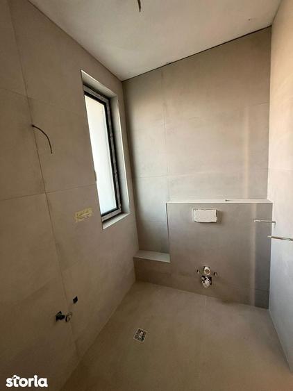 Casă cu 4 camere cu Canalizare în Sânpetru